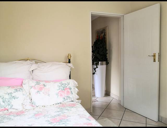 4 BEDROOM HOUSE FOR SALE IN WILLOW ACRES